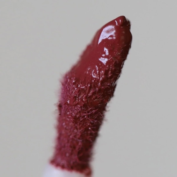 Lip Fondant Liquid Lipstick in Supreme - Picture 3 of 4